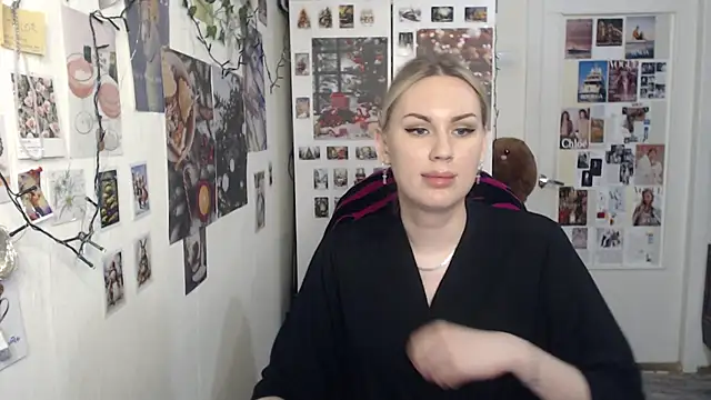 CapriScorpion online show from January 15, 2025, 5:58 pm