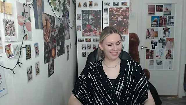 CapriScorpion online show from January 16, 2025, 2:51 pm