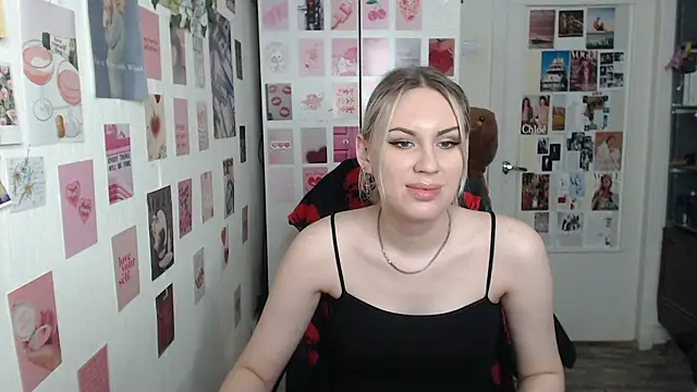 CapriScorpion online show from February 13, 2025, 1:05 pm