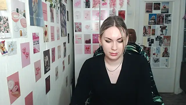 CapriScorpion online show from March 12, 2025, 4:35 pm