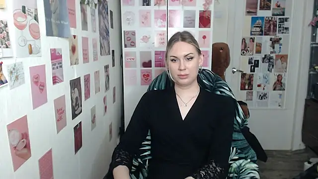 CapriScorpion online show from March 15, 2025, 12:56 pm