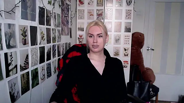 CapriScorpion online show from March 17, 2026, 2:53 pm