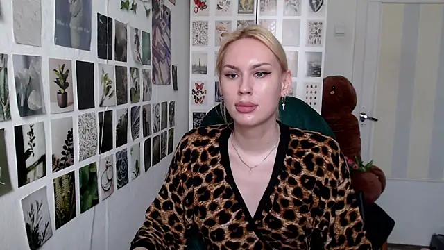 CapriScorpion online show from May 8, 2026, 11:26 am