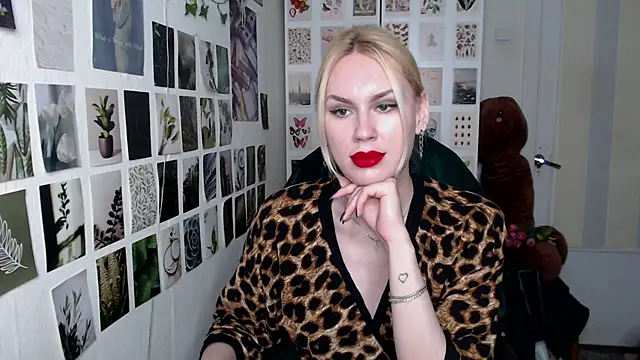 CapriScorpion online show from May 10, 2026, 4:12 pm