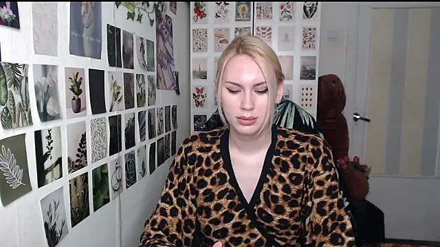 CapriScorpion online show from June 11, 2026, 10:57 am