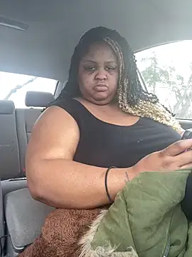 kweenxkarma online show from March 20, 2025, 1:24 am