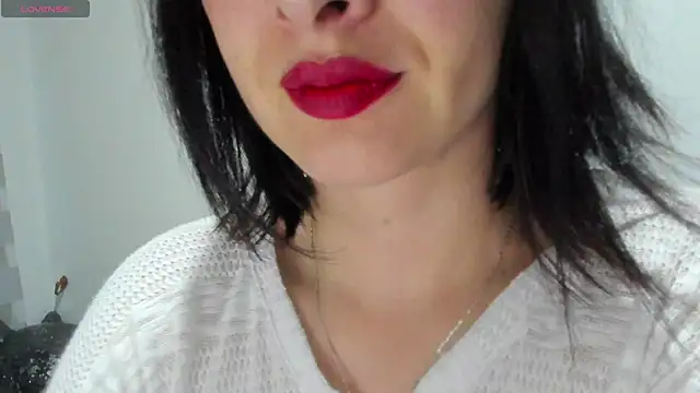 Snapshot of queen_fetish chatting on October 20, 2025, 10:27 am queen fetish online show from October 20, 2025, 10:27 am