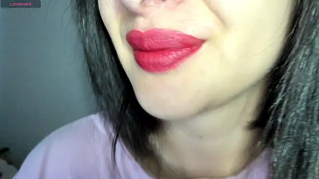 Snapshot of queen_fetish chatting on October 22, 2025, 10:37 am queen fetish online show from October 22, 2025, 10:37 am