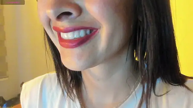 Snapshot of queen_fetish chatting on October 26, 2025, 10:32 am queen fetish online show from October 26, 2025, 10:32 am