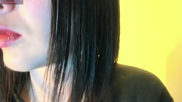 Snapshot of queen_fetish chatting on October 29, 2025, 10:28 am queen fetish online show from October 29, 2025, 10:28 am