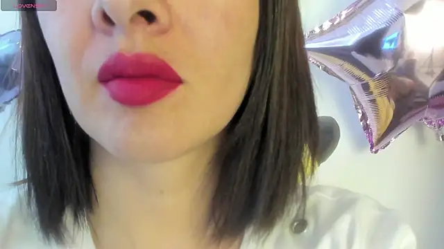 queen fetish online show from June 13, 2026, 4:49 pm