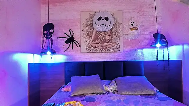 Snapshot of AnneDixie chatting on October 26, 2025, 3:12 am AnneDixie online show from October 26, 2025, 3:12 am