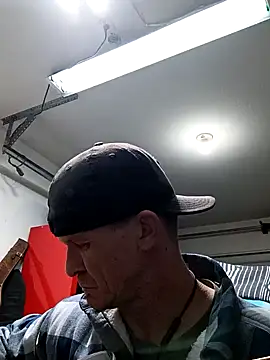 Snapshot of ironwood420 chatting on January 27, 2025, 1:19 pm ironwood420 online show from January 27, 2025, 1:19 pm