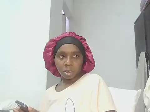 Sexxybella27 online show from October 13, 2025, 9:48 pm