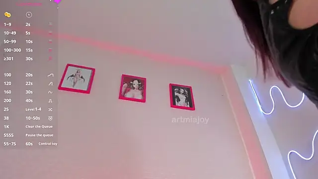 artmiaa online show from February 10, 2026, 12:42 pm