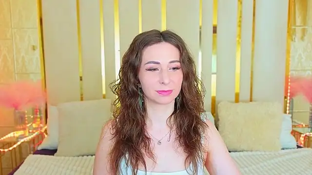 KimmmLi online show from May 28, 2026, 1:19 pm