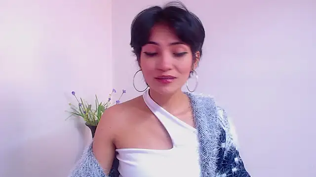 Snapshot of Hannaaaa__ chatting on January 26, 2025, 2:30 pm Hannaaaa online show from January 26, 2025, 2:30 pm