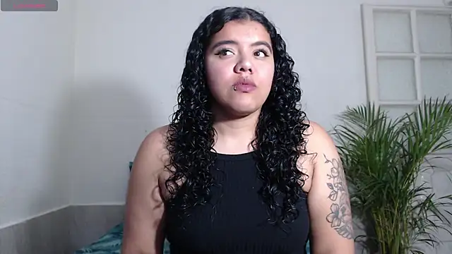 Snapshot of agata_22 chatting on December 30, 2024, 3:47 am agata 22 online show from December 30, 2024, 3:47 am