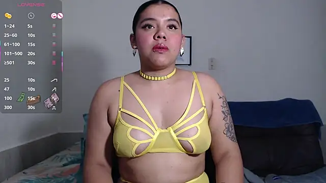 Snapshot of agata_22 chatting on October 14, 2025, 3:40 am agata 22 online show from October 14, 2025, 3:40 am