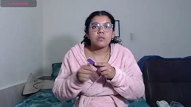 agata 22 online show from March 27, 2026, 3:23 am