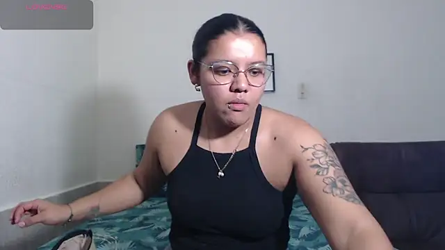 Snapshot of agata_22 chatting on April 30, 2026, 12:06 am agata 22 online show from April 30, 2026, 12:06 am
