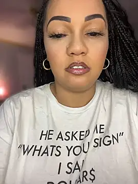 Snapshot of DestineeJayde chatting on April 11, 2026, 4:39 am DestineeJayde online show from April 11, 2026, 4:39 am