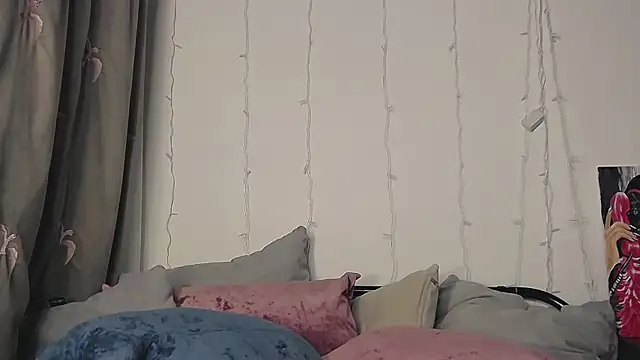 Snapshot of IrinaArt chatting on January 22, 2025, 4:23 am IrinaArt online show from January 22, 2025, 4:23 am