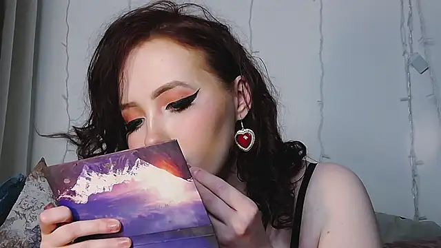 Snapshot of IrinaArt chatting on January 26, 2025, 6:48 pm IrinaArt online show from January 26, 2025, 6:48 pm