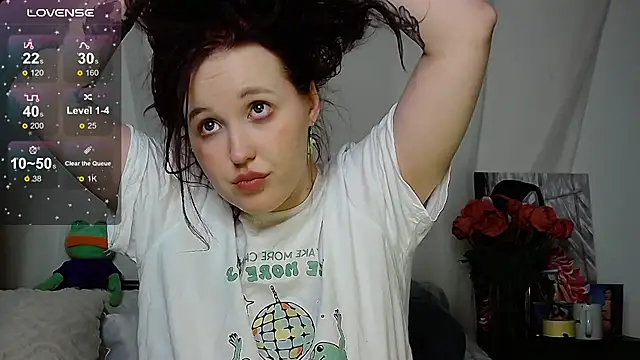 Snapshot of IrinaArt chatting on March 23, 2025, 12:26 am IrinaArt online show from March 23, 2025, 12:26 am