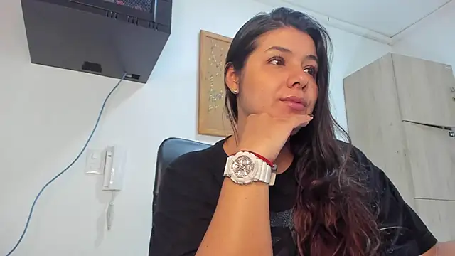 miaa daniels online show from March 19, 2025, 3:19 pm