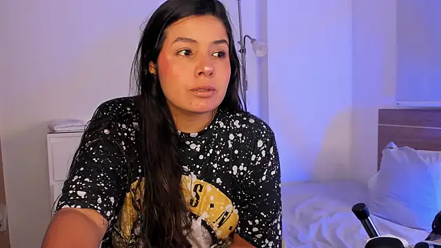 Snapshot of miaa_daniels chatting on June 3, 2026, 10:59 pm miaa daniels online show from June 3, 2026, 10:59 pm