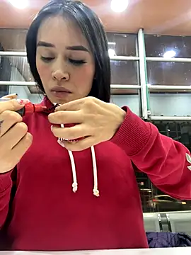 Snapshot of Kim_ev chatting on October 15, 2025, 3:17 am Kim ev online show from October 15, 2025, 3:17 am