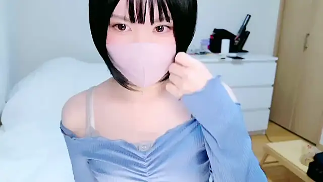 Snapshot of _HIKARU_ chatting on January 4, 2025, 3:39 pm HIKARU online show from January 4, 2025, 3:39 pm