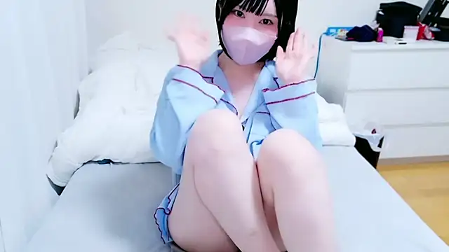 Snapshot of _HIKARU_ chatting on March 13, 2025, 2:01 pm HIKARU online show from March 13, 2025, 2:01 pm