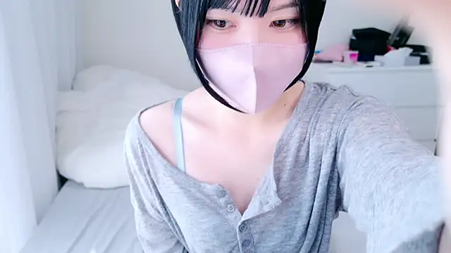 Snapshot of _HIKARU_ chatting on March 17, 2025, 12:08 am HIKARU online show from March 17, 2025, 12:08 am