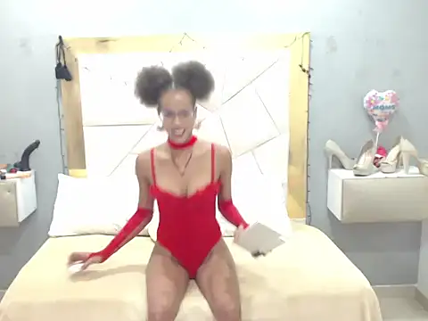 CanellaHotx online show from February 14, 2025, 6:29 pm