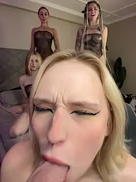 RollingGirls online show from October 4, 2025, 1:09 pm