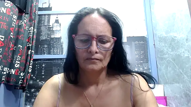 Nastylatinaxxx online show from March 12, 2025, 11:01 pm