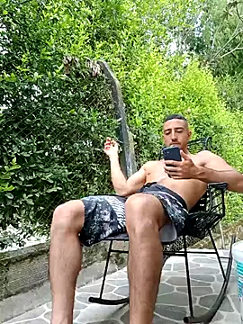 sebasxx97 online show from September 12, 2025, 9:37 pm