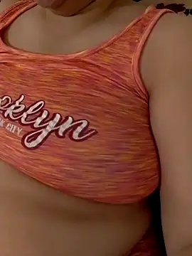 Snapshot of Zanoba-16 chatting on September 17, 2025, 10:44 pm Zanoba-16 online show from September 17, 2025, 10:44 pm