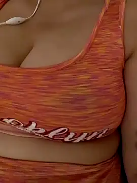 Snapshot of Zanoba-16 chatting on September 19, 2025, 8:09 pm Zanoba-16 online show from September 19, 2025, 8:09 pm