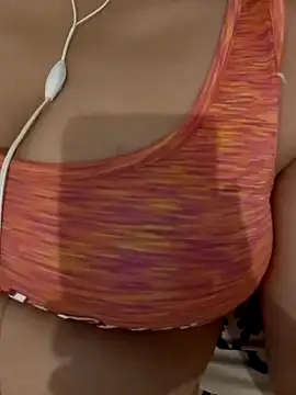 Snapshot of Zanoba-16 chatting on September 22, 2025, 11:29 pm Zanoba-16 online show from September 22, 2025, 11:29 pm