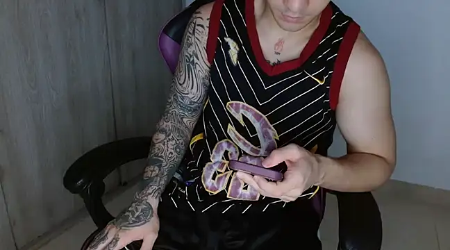 Sisoyalejo420 online show from January 4, 2025, 10:55 pm