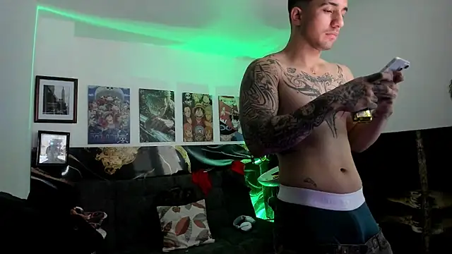 Snapshot of Sisoyalejo420 chatting on October 5, 2025, 3:32 pm Sisoyalejo420 online show from October 5, 2025, 3:32 pm