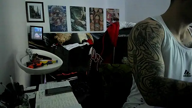 Snapshot of Sisoyalejo420 chatting on October 17, 2025, 6:21 pm Sisoyalejo420 online show from October 17, 2025, 6:21 pm