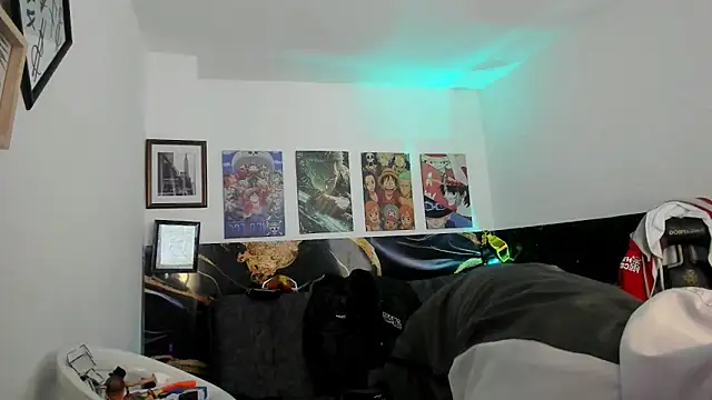 Snapshot of Sisoyalejo420 chatting on October 18, 2025, 2:40 pm Sisoyalejo420 online show from October 18, 2025, 2:40 pm