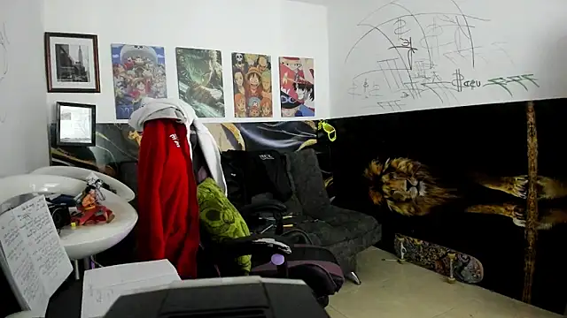 Snapshot of Sisoyalejo420 chatting on October 20, 2025, 1:33 pm Sisoyalejo420 online show from October 20, 2025, 1:33 pm