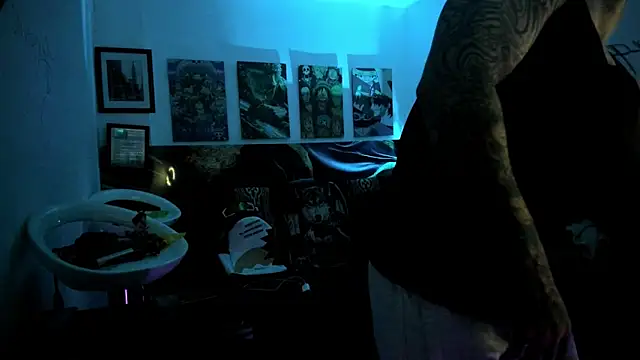 Snapshot of Sisoyalejo420 chatting on October 24, 2025, 2:57 pm Sisoyalejo420 online show from October 24, 2025, 2:57 pm