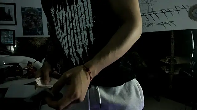 Snapshot of Sisoyalejo420 chatting on October 26, 2025, 4:51 am Sisoyalejo420 online show from October 26, 2025, 4:51 am