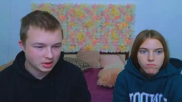 Snapshot of _Olli__Stiw_ chatting on September 18, 2025, 8:49 am  Olli  Stiw  online show from September 18, 2025, 8:49 am